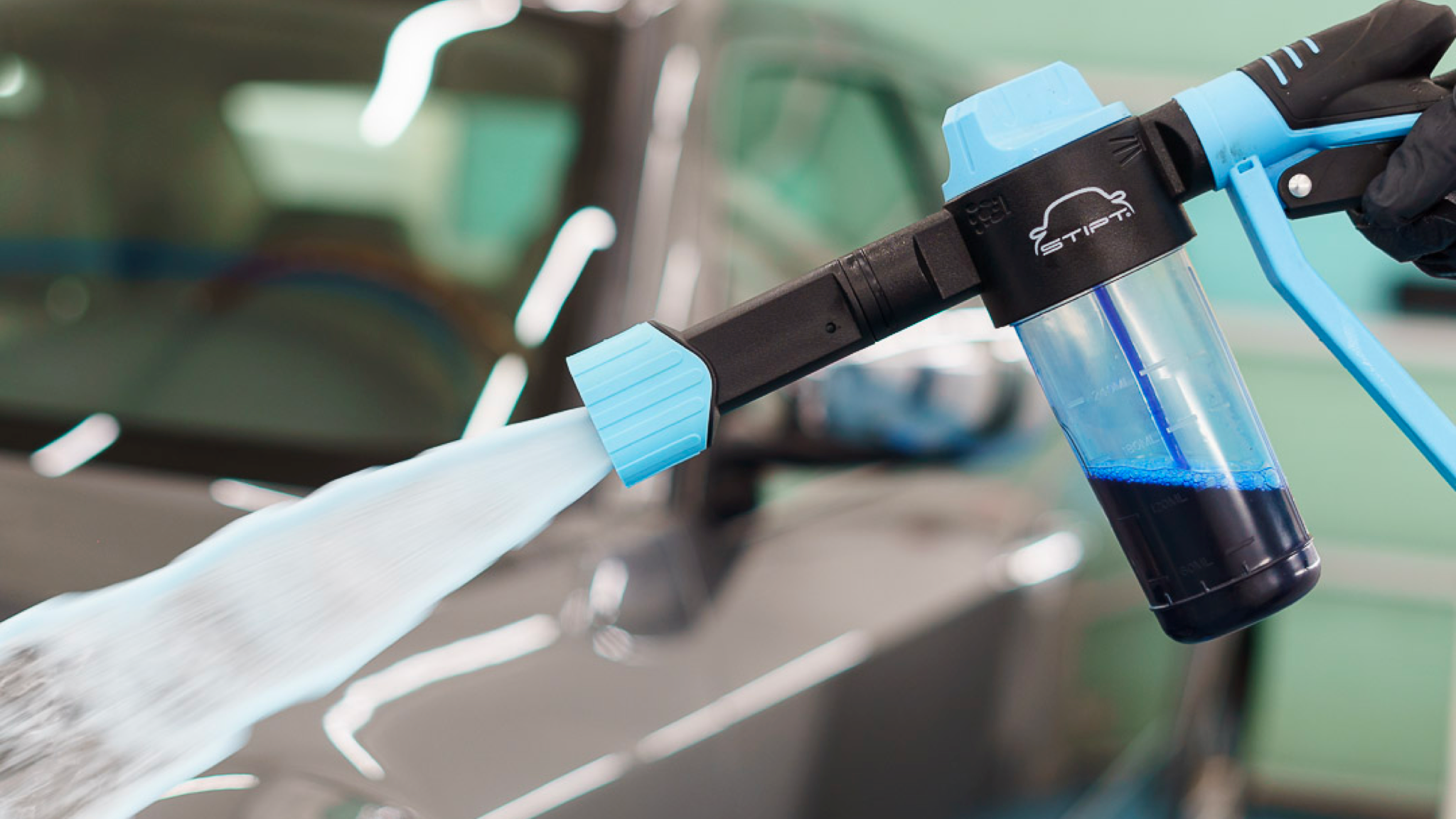 Auto infoamen met Dirt Foam